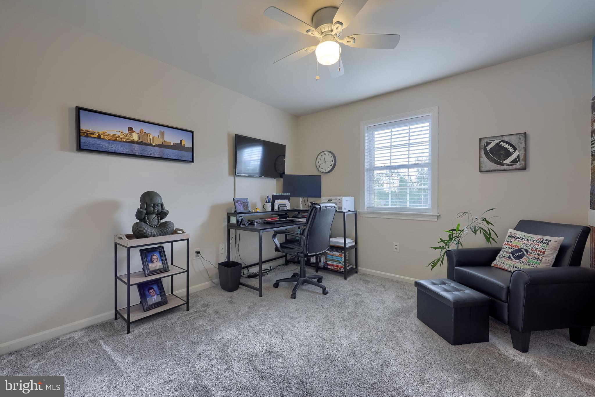 COVEY RUN - Residential