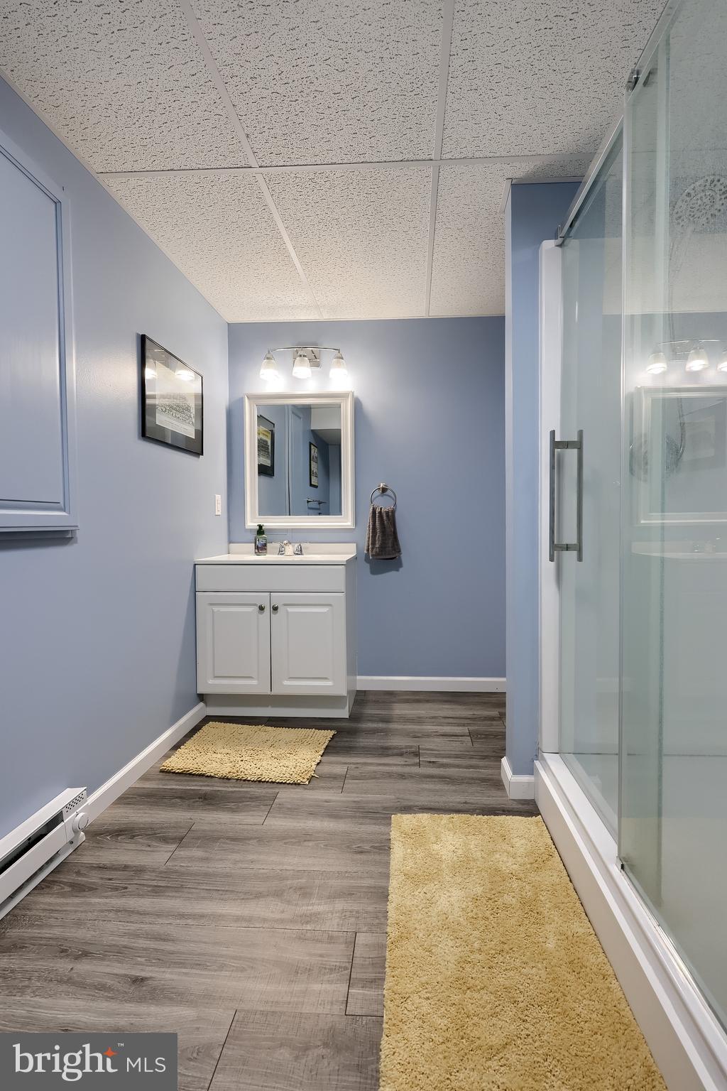 COVEY RUN - Residential