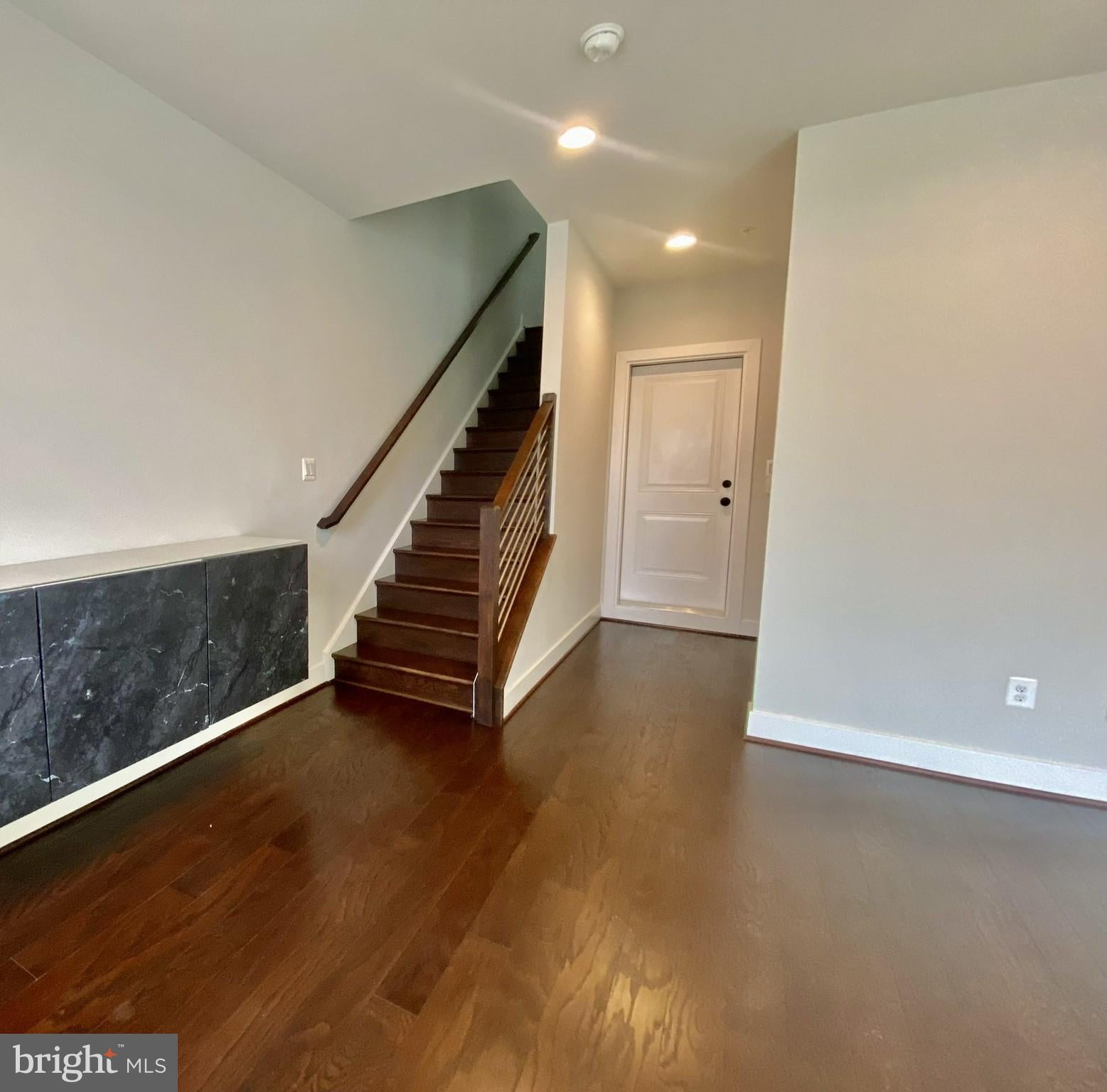 5135 LONGSTONE WAY
