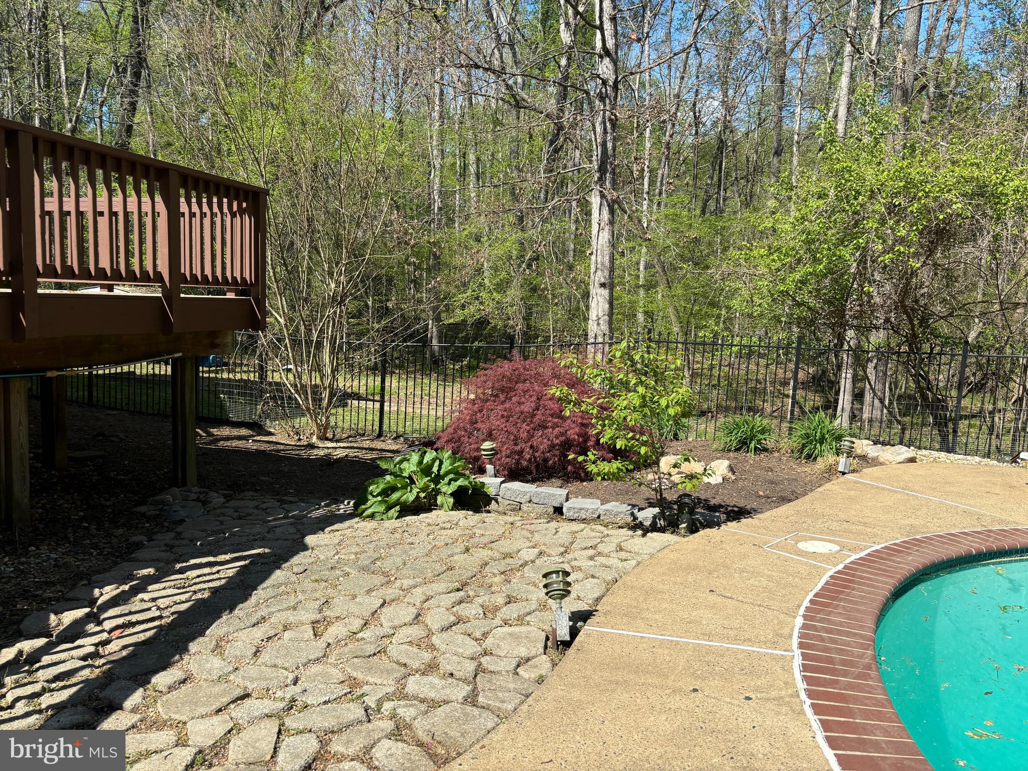 WINDSOR FOREST - Residential