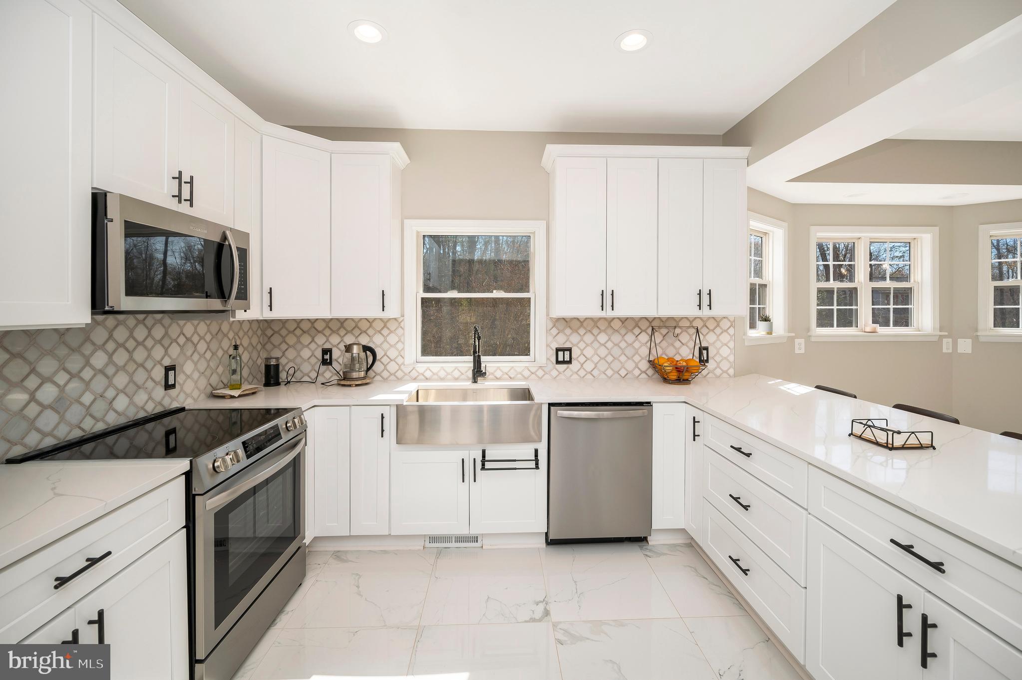 WINDSOR FOREST - Residential