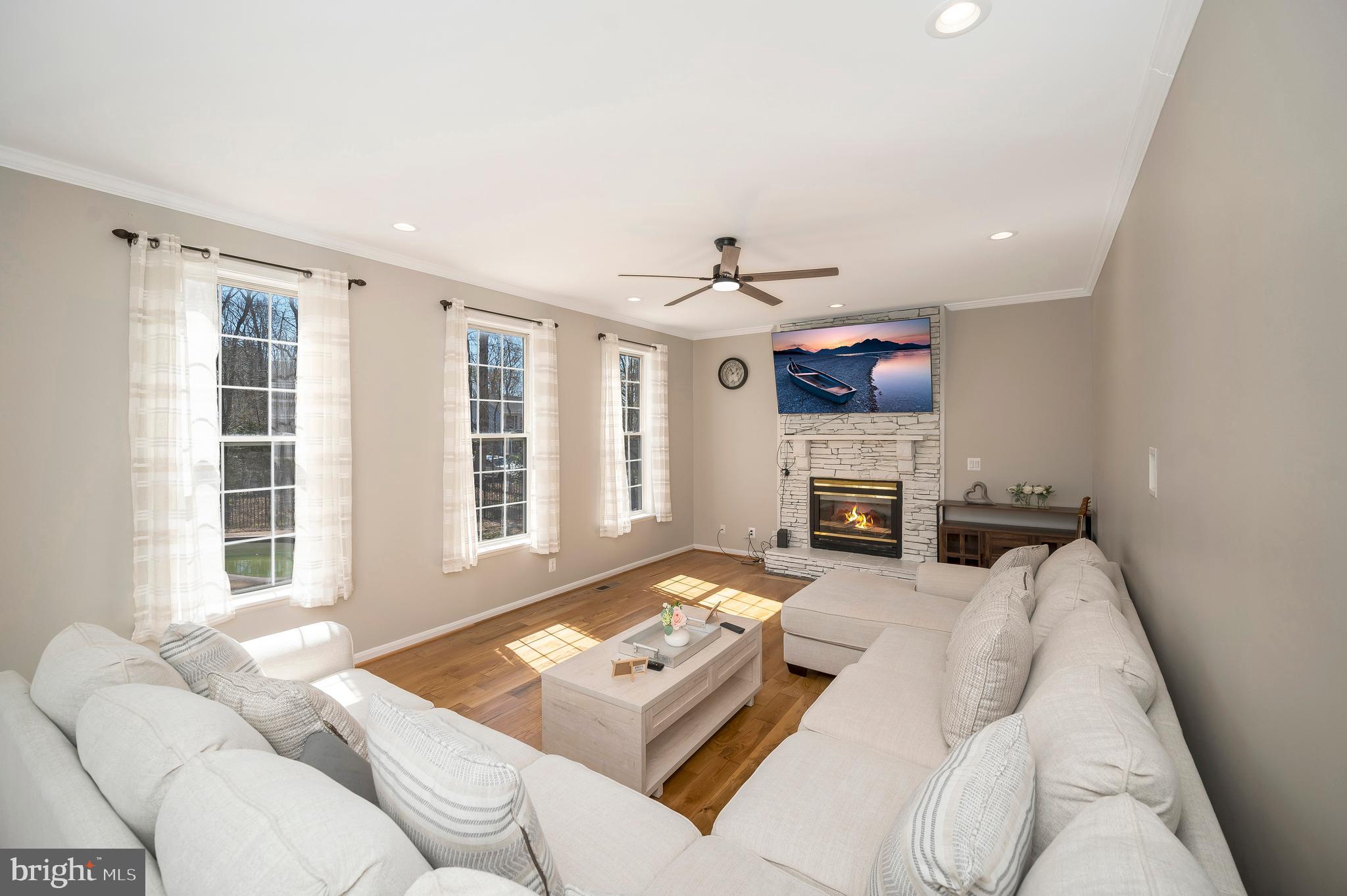 WINDSOR FOREST - Residential