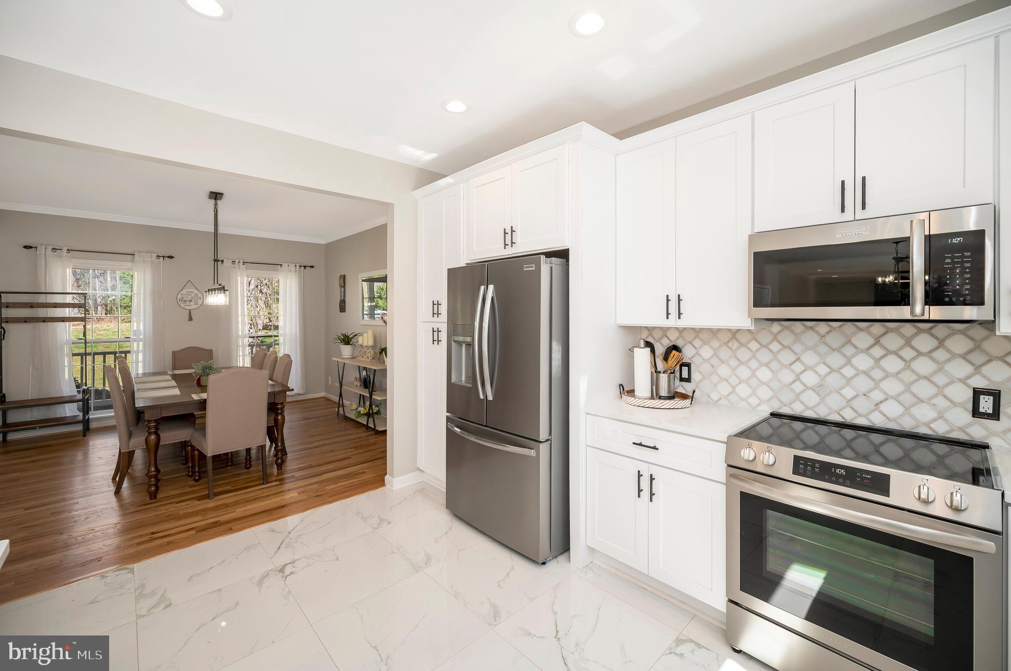 WINDSOR FOREST - Residential