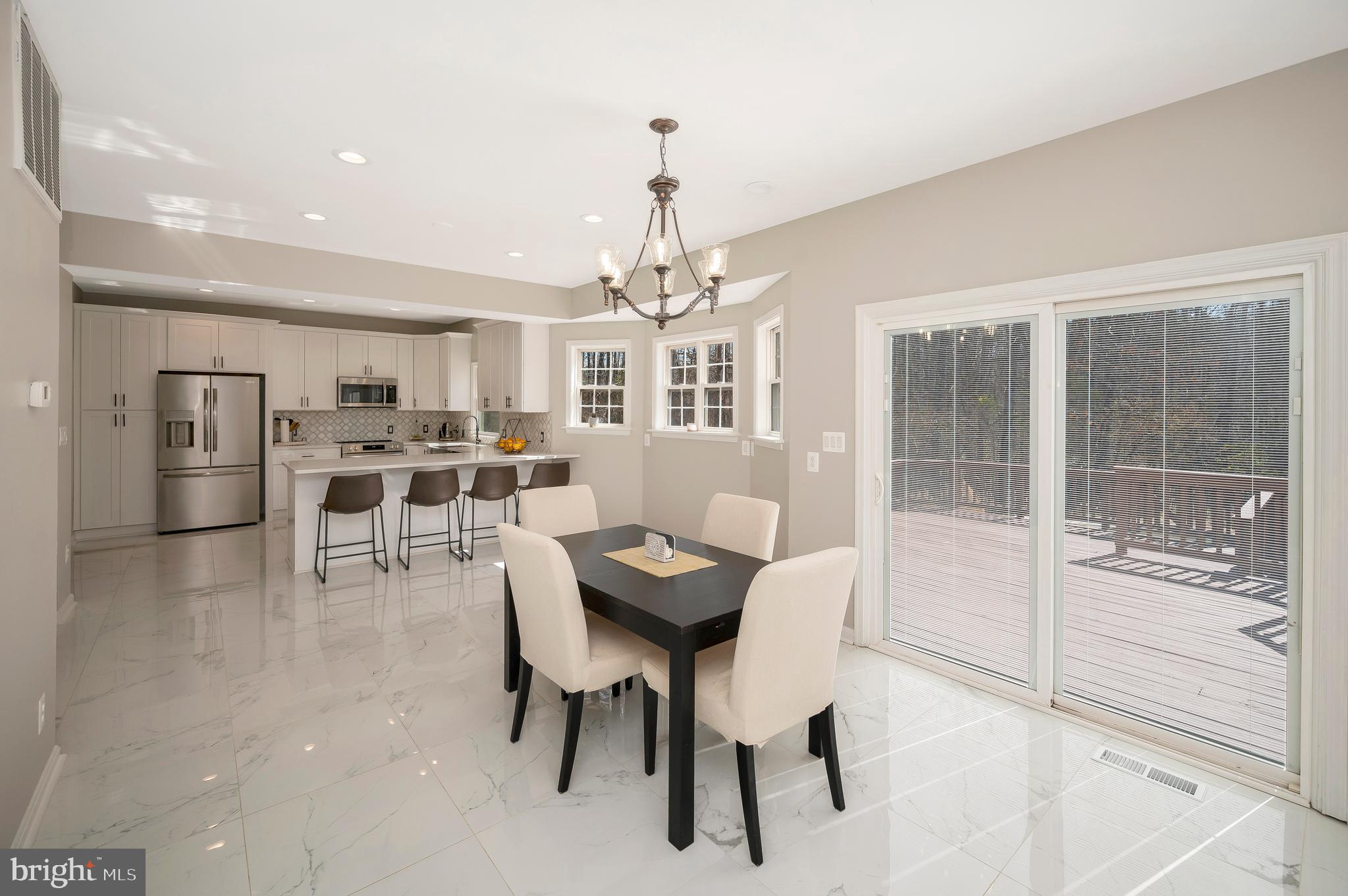 WINDSOR FOREST - Residential