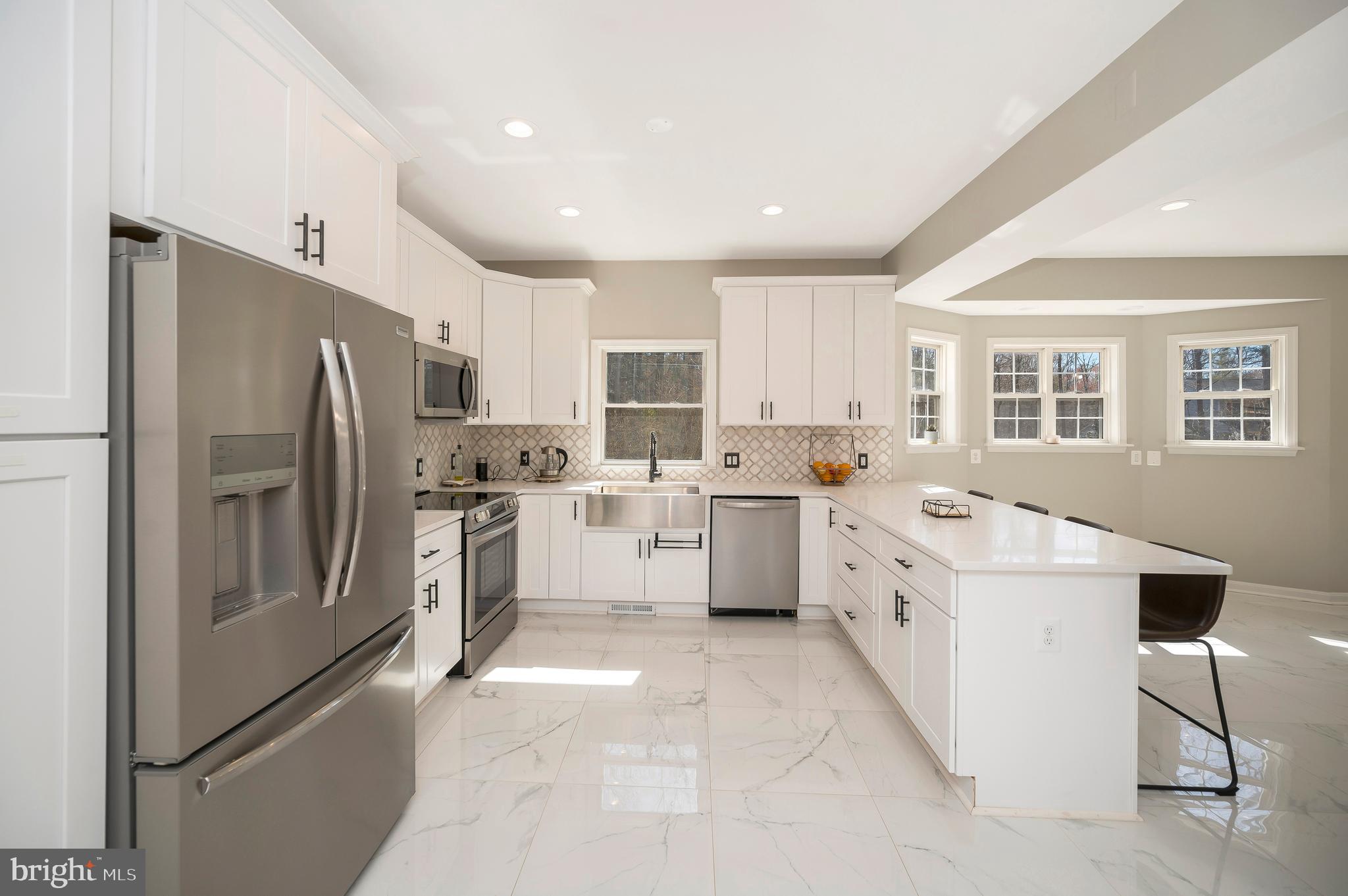 WINDSOR FOREST - Residential