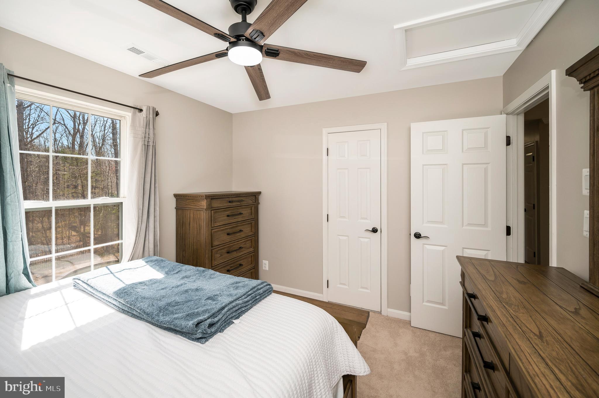 WINDSOR FOREST - Residential