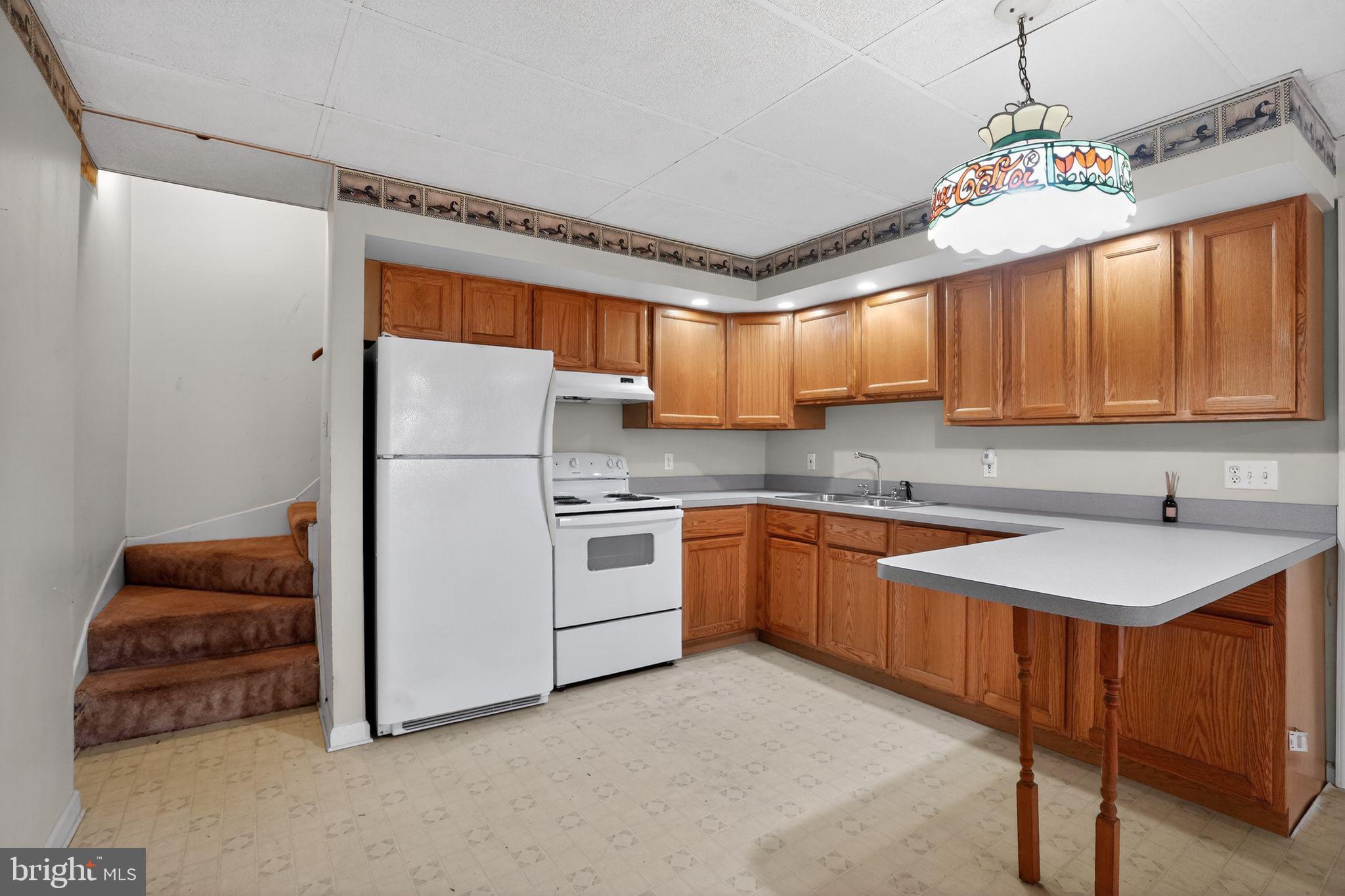 HILLS OVER PRATTS - Residential