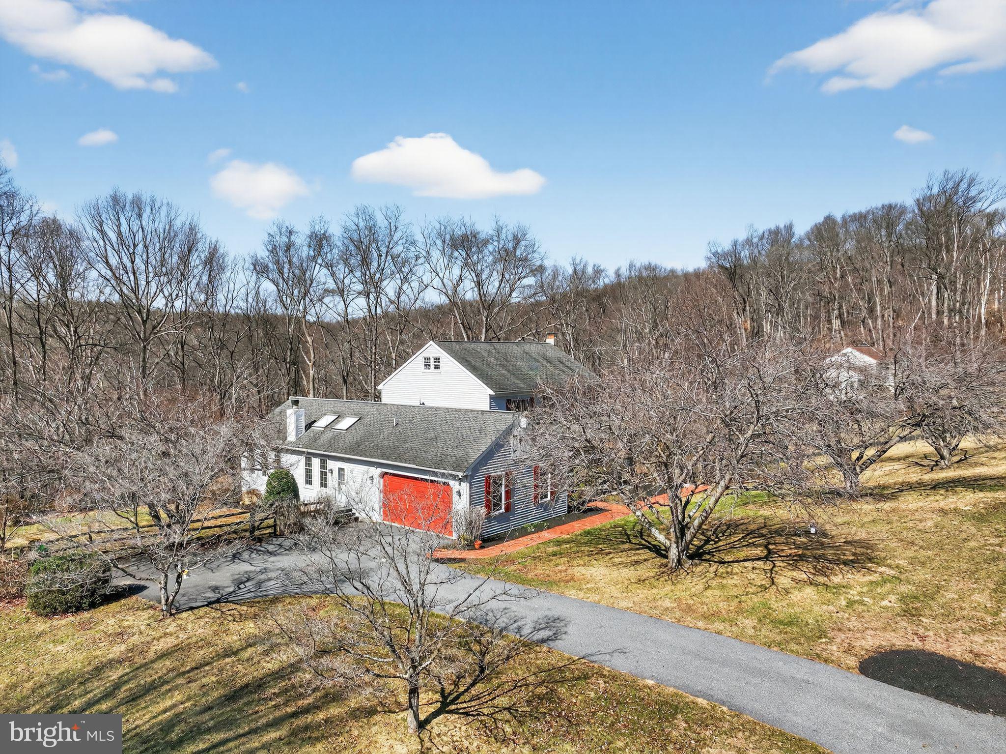 HILLS OVER PRATTS - Residential