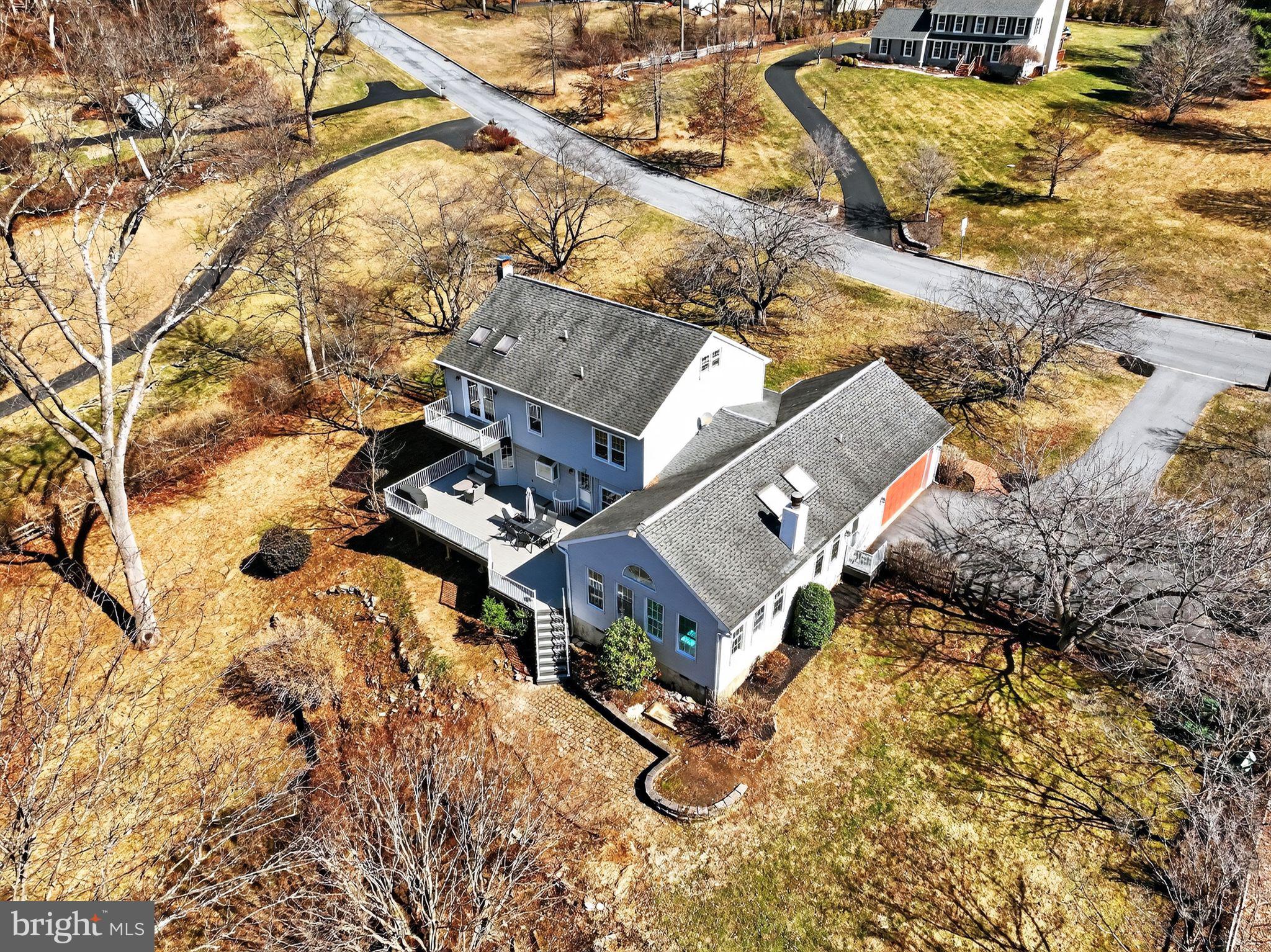 HILLS OVER PRATTS - Residential