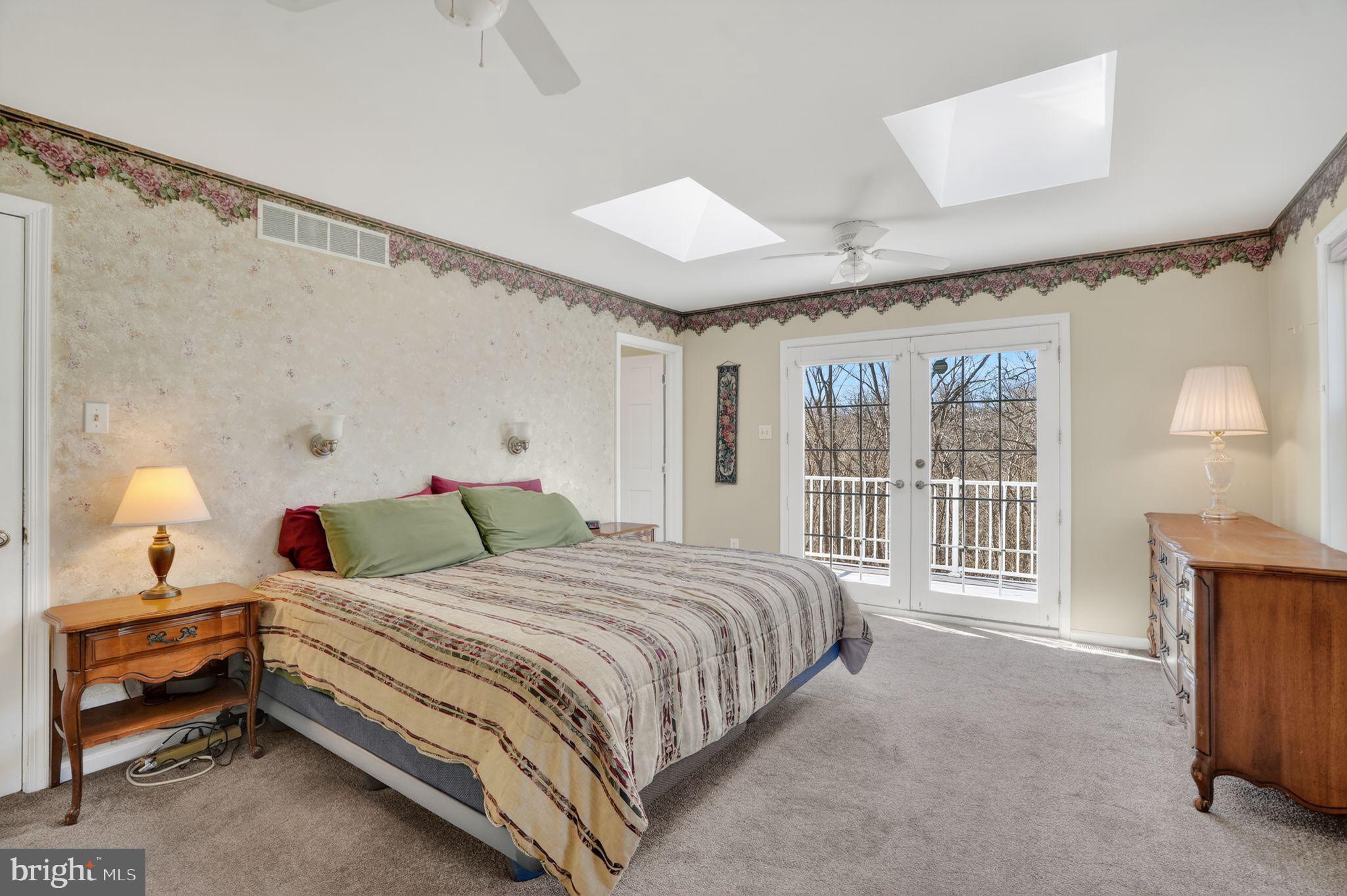 HILLS OVER PRATTS - Residential