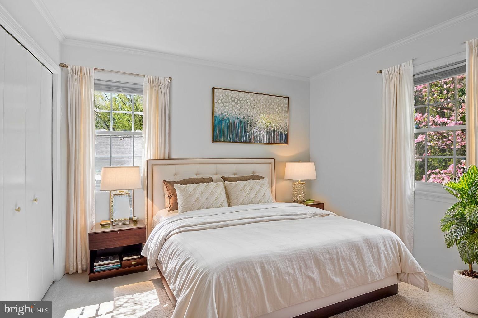 DERWOOD - Residential