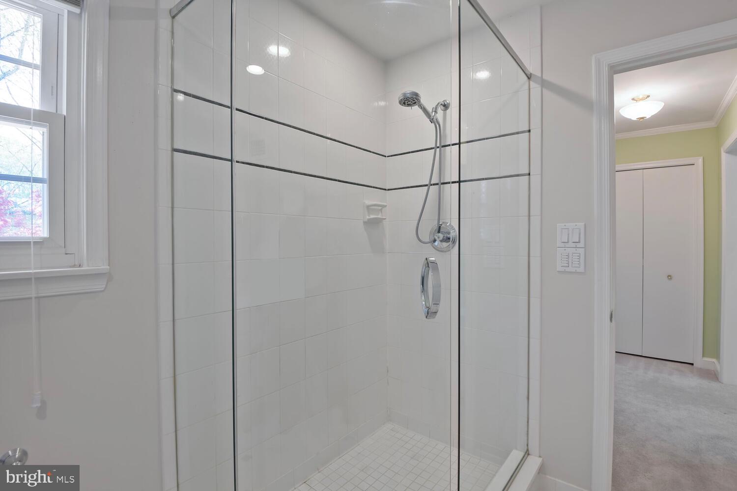 DERWOOD - Residential