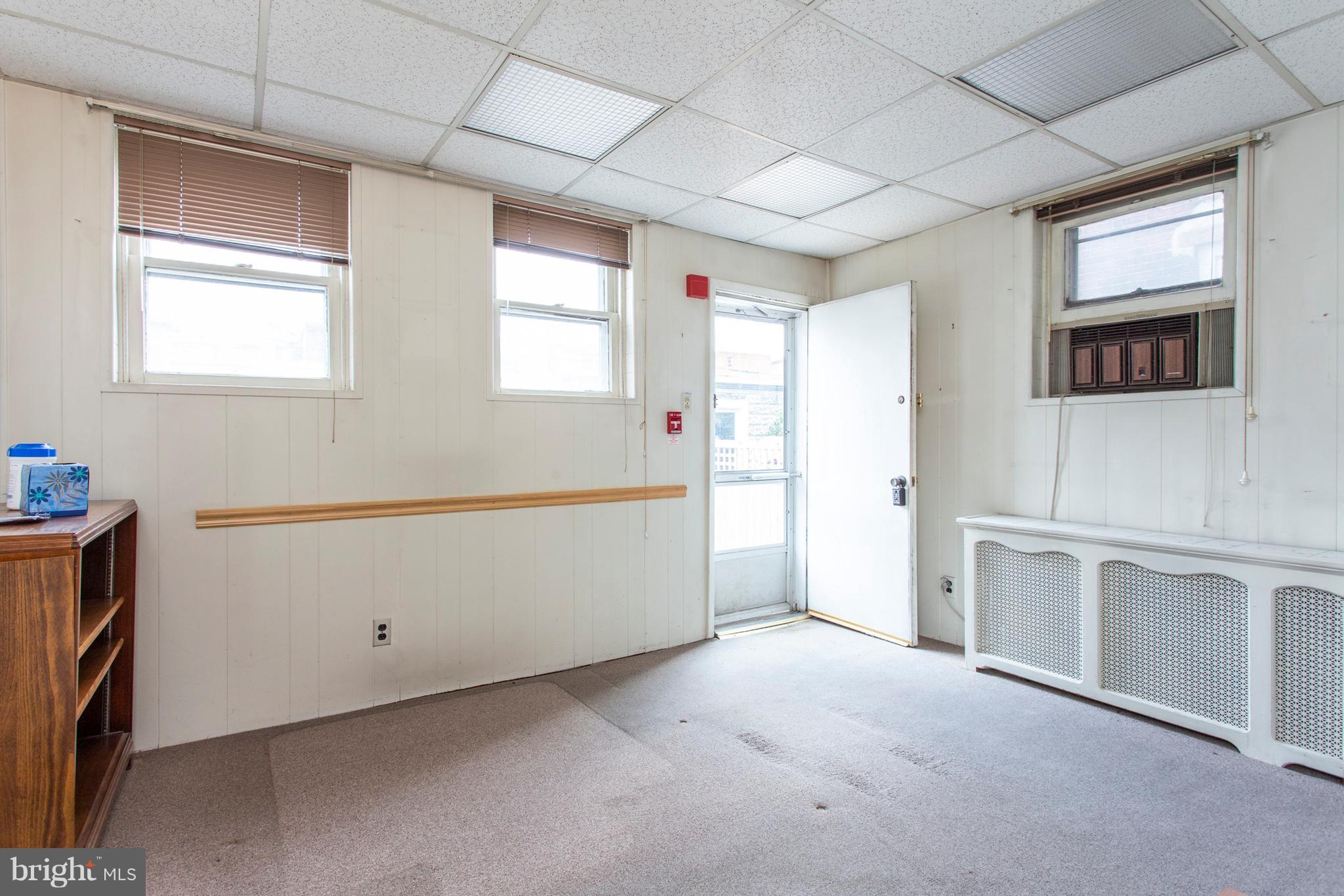 PASSYUNK SQUARE - Residential