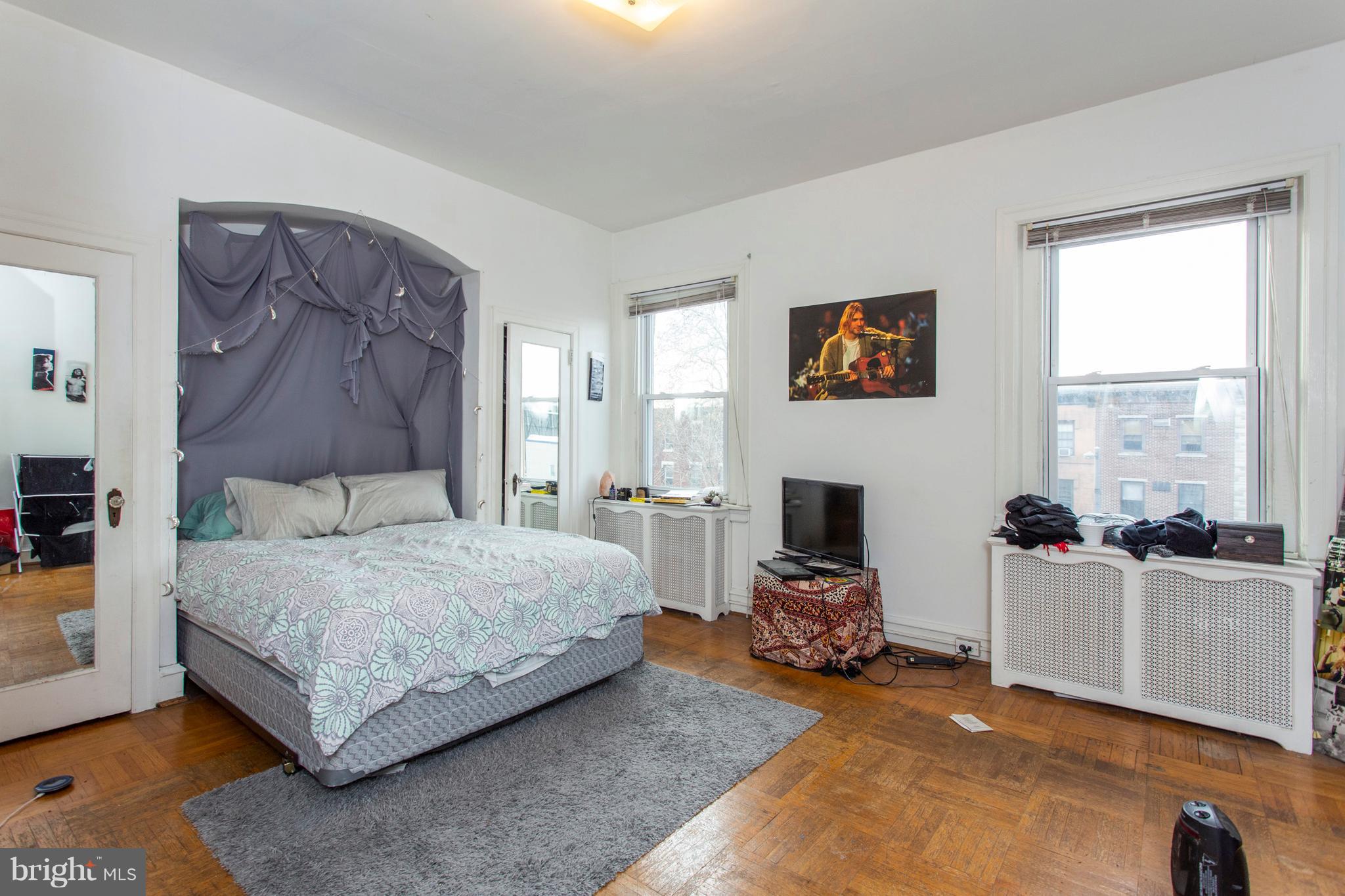 PASSYUNK SQUARE - Residential