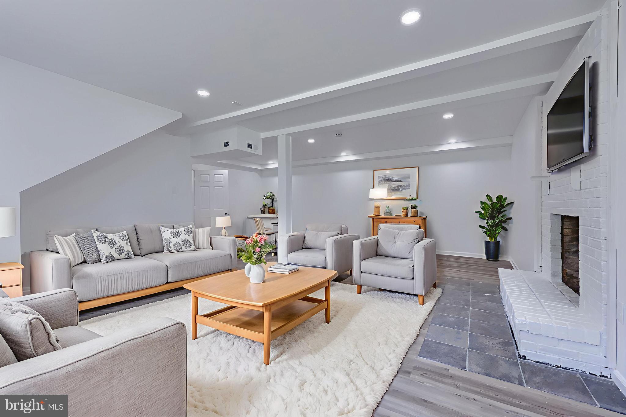 MILLWOOD VILLAGE - Residential