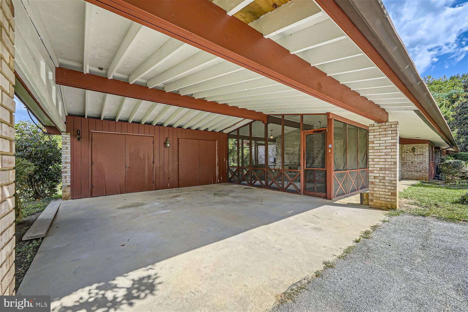 COLESVILLE OUTSIDE - Residential