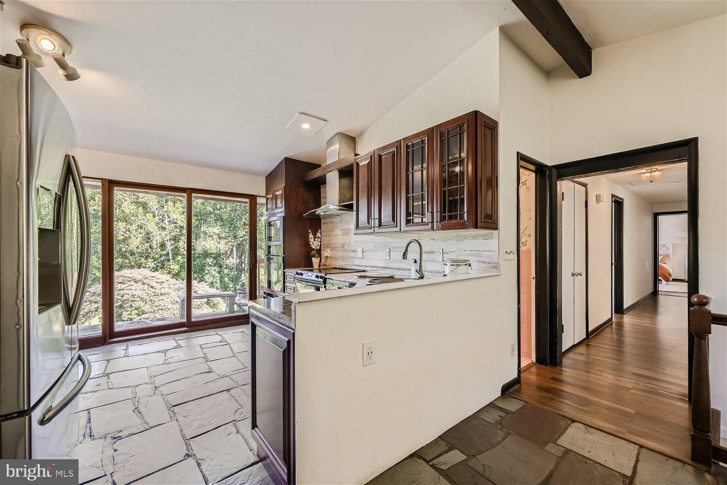 COLESVILLE OUTSIDE - Residential