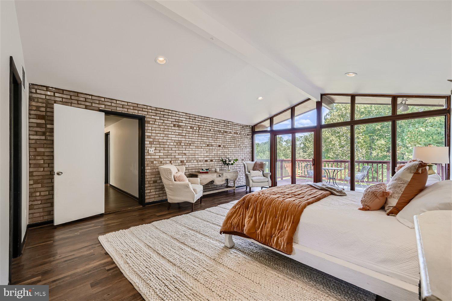 COLESVILLE OUTSIDE - Residential