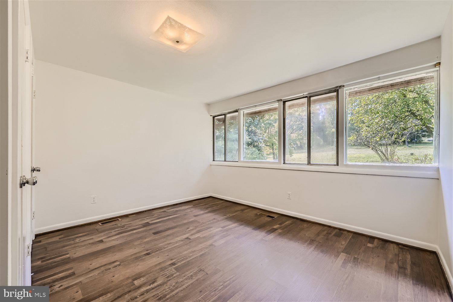 COLESVILLE OUTSIDE - Residential