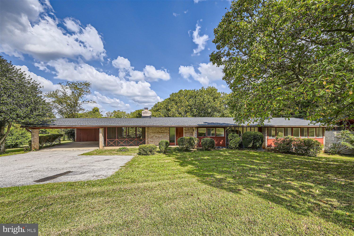 COLESVILLE OUTSIDE - Residential