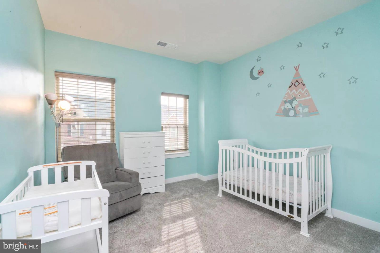 OAKDALE VILLAGE - Residential Lease