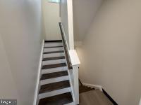 WOODBERRY HISTORIC DISTRICT - Residential Lease