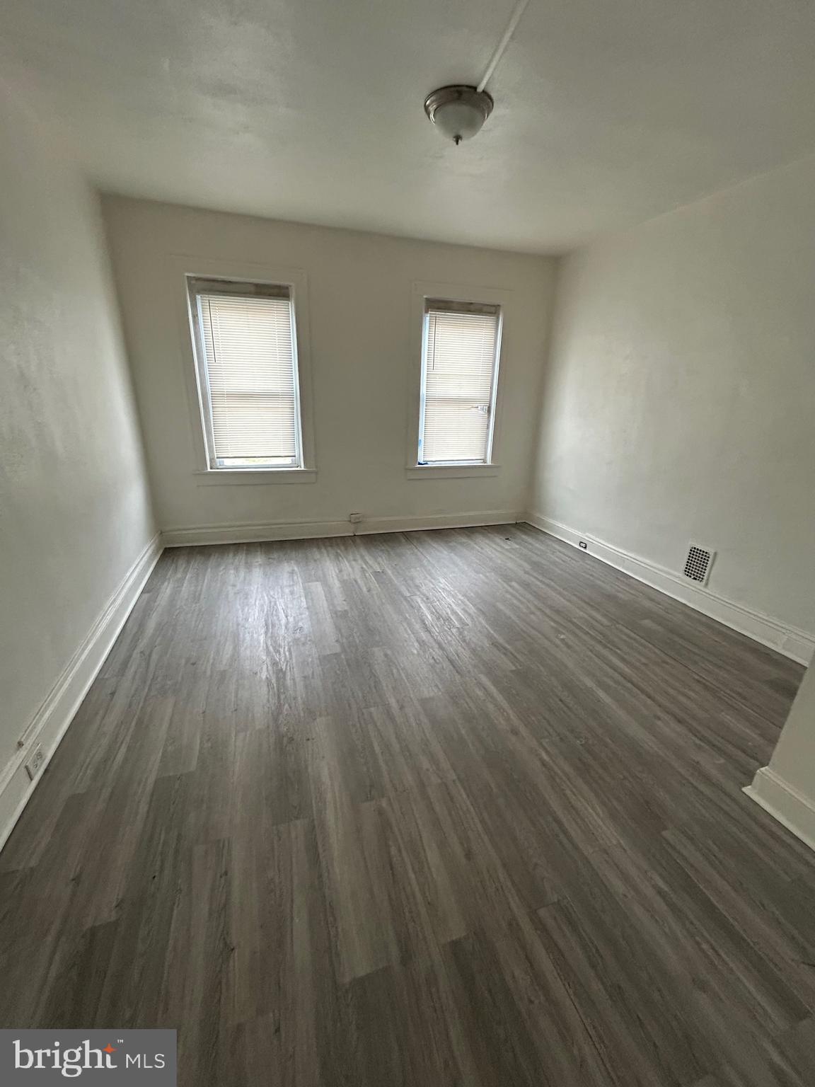 CLIFTON PARK - Residential