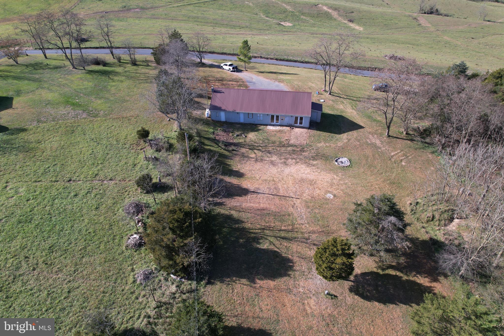 HOUGHLIN LANE - Residential