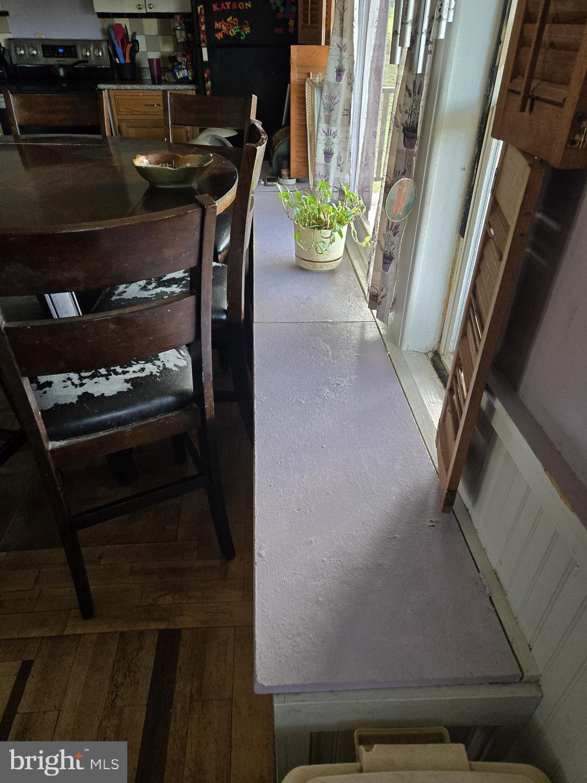 HOUGHLIN LANE - Residential