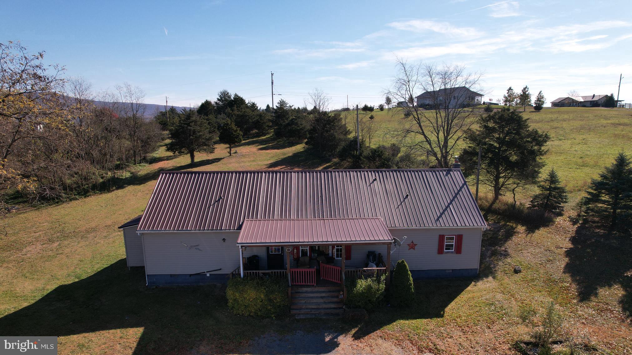 HOUGHLIN LANE - Residential