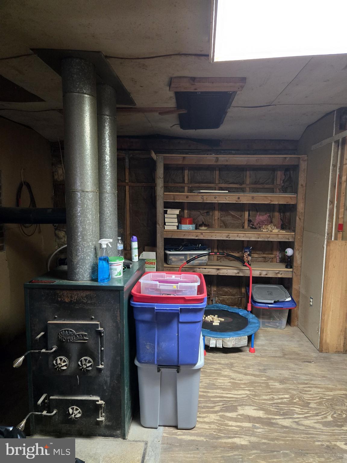 HOUGHLIN LANE - Residential