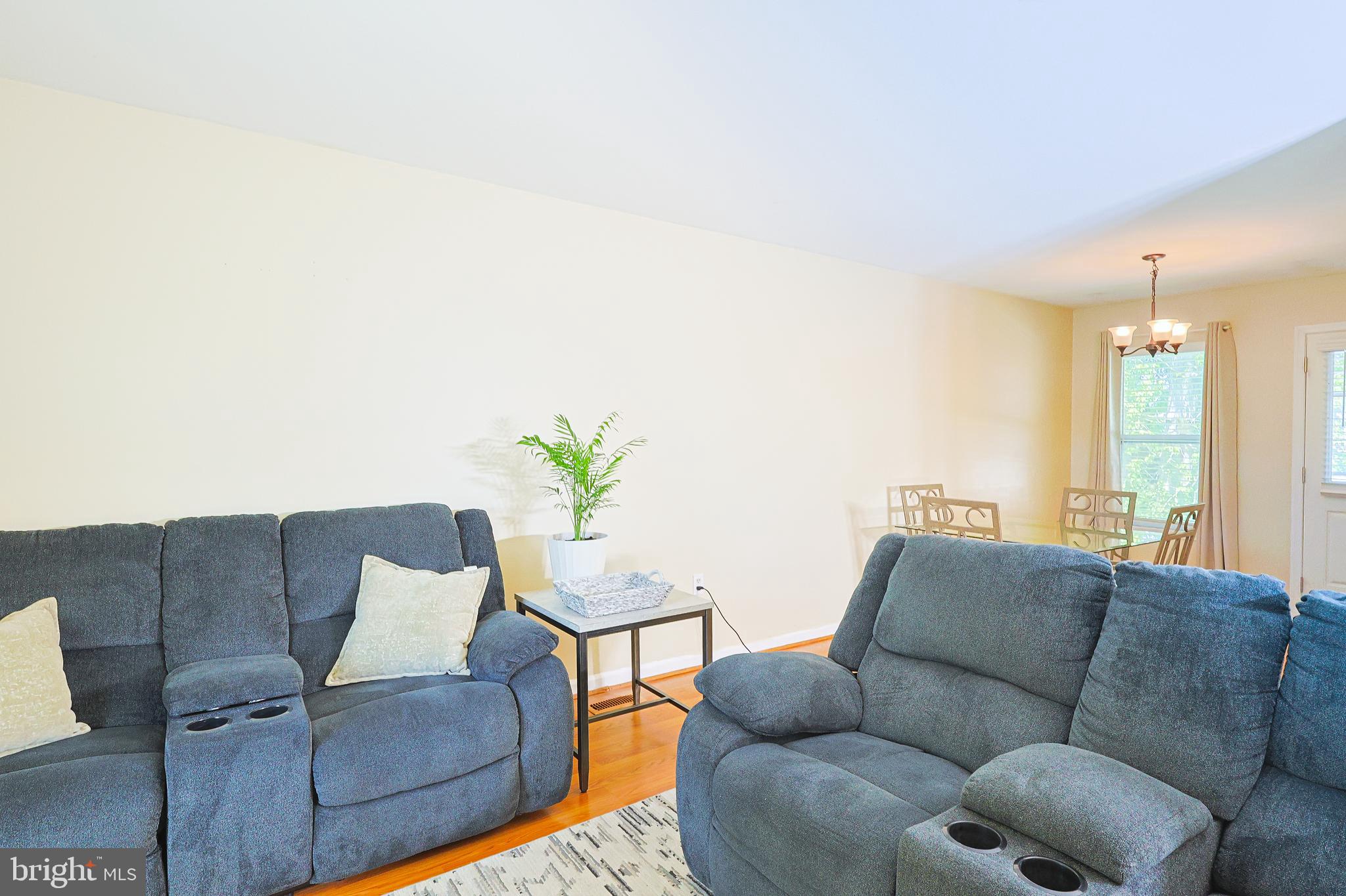 VIOLETVILLE - Residential