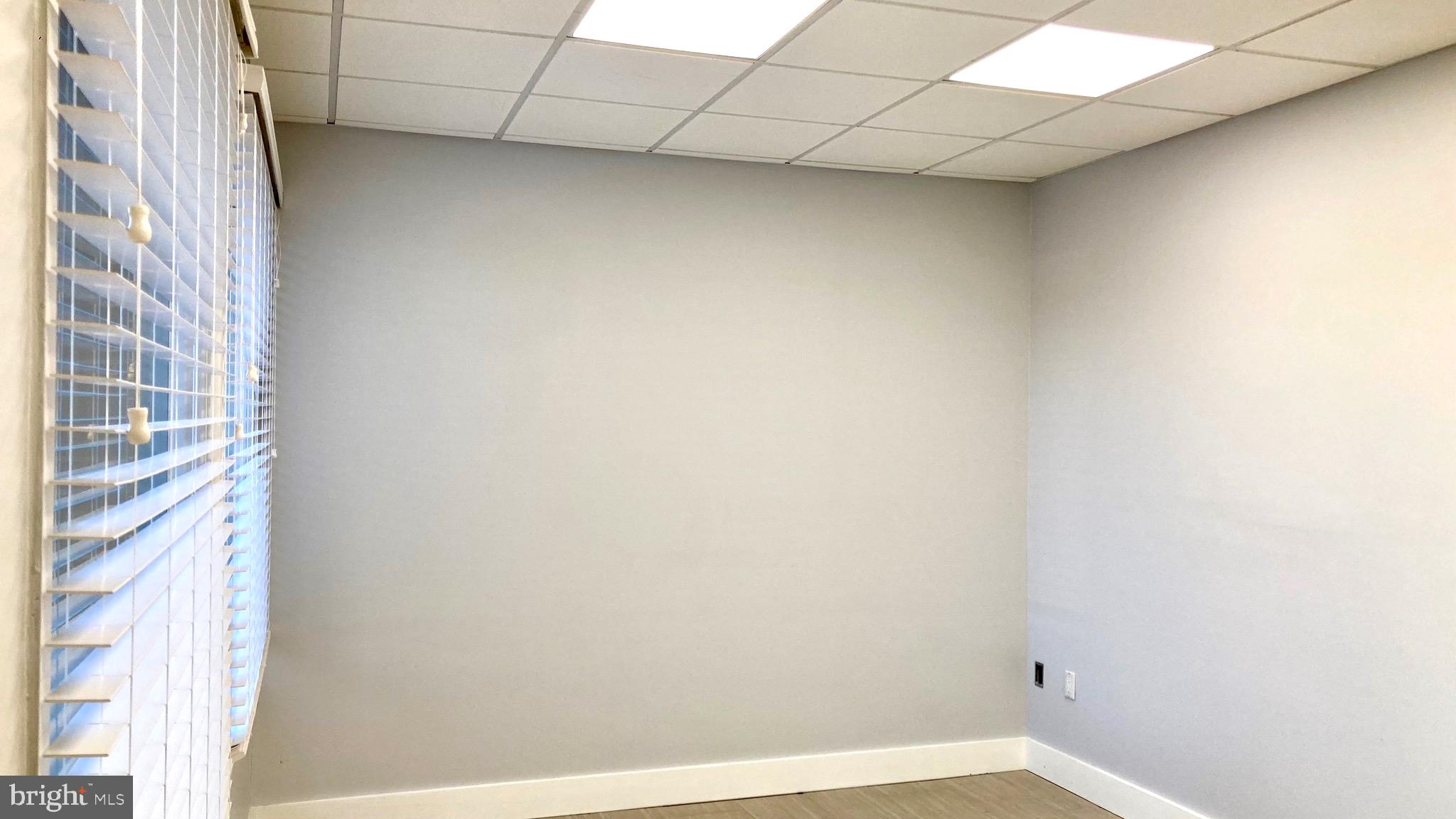 BIRCH - Commercial Lease