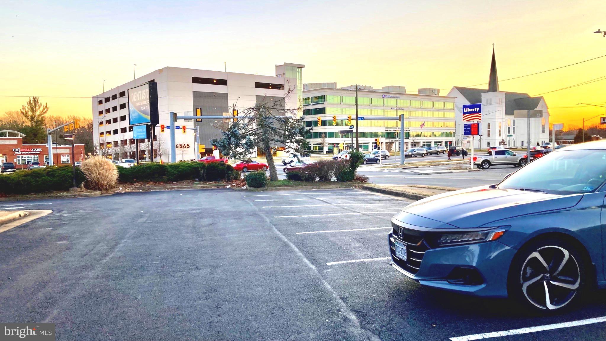 BIRCH - Commercial Lease