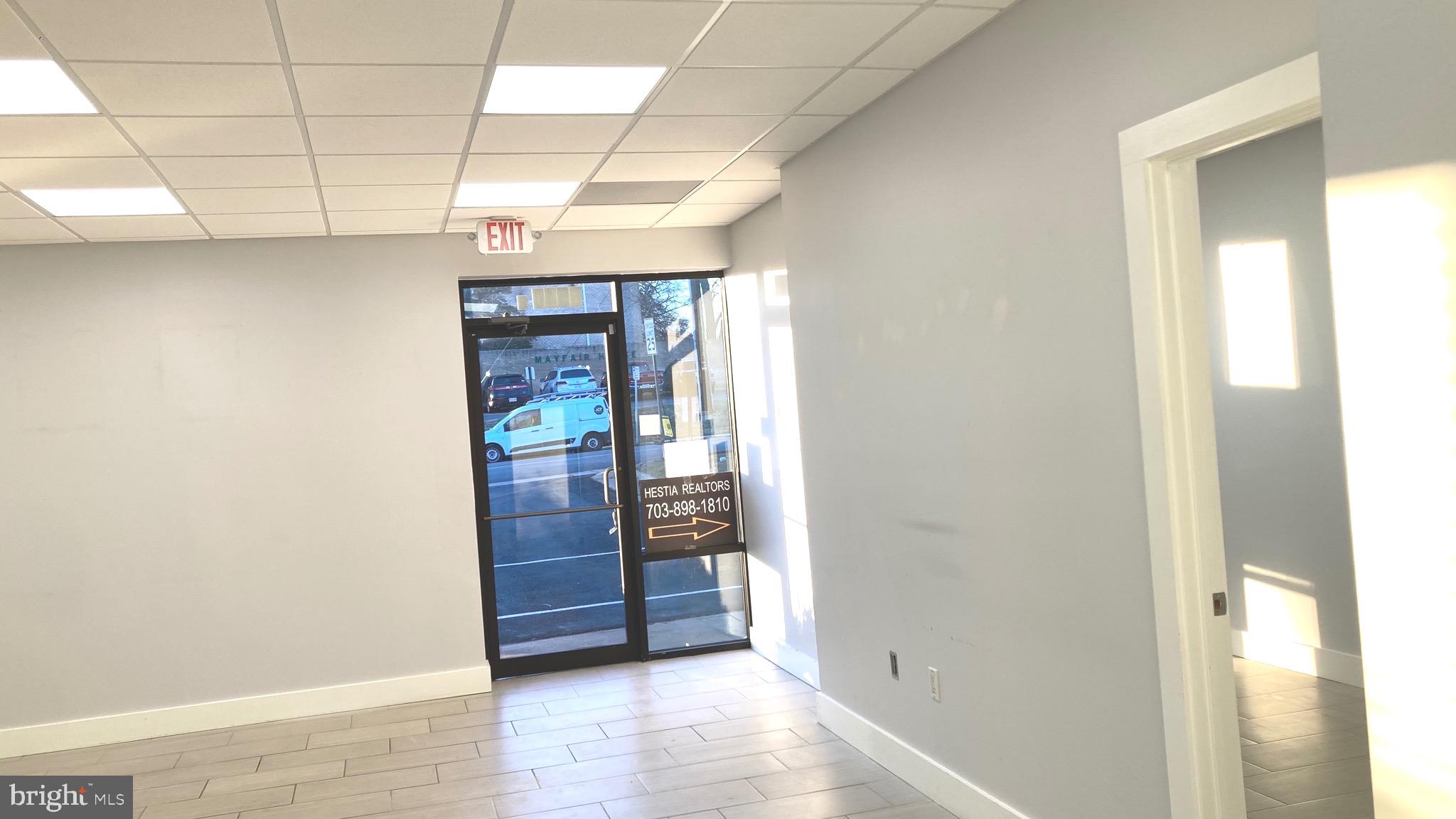 BIRCH - Commercial Lease