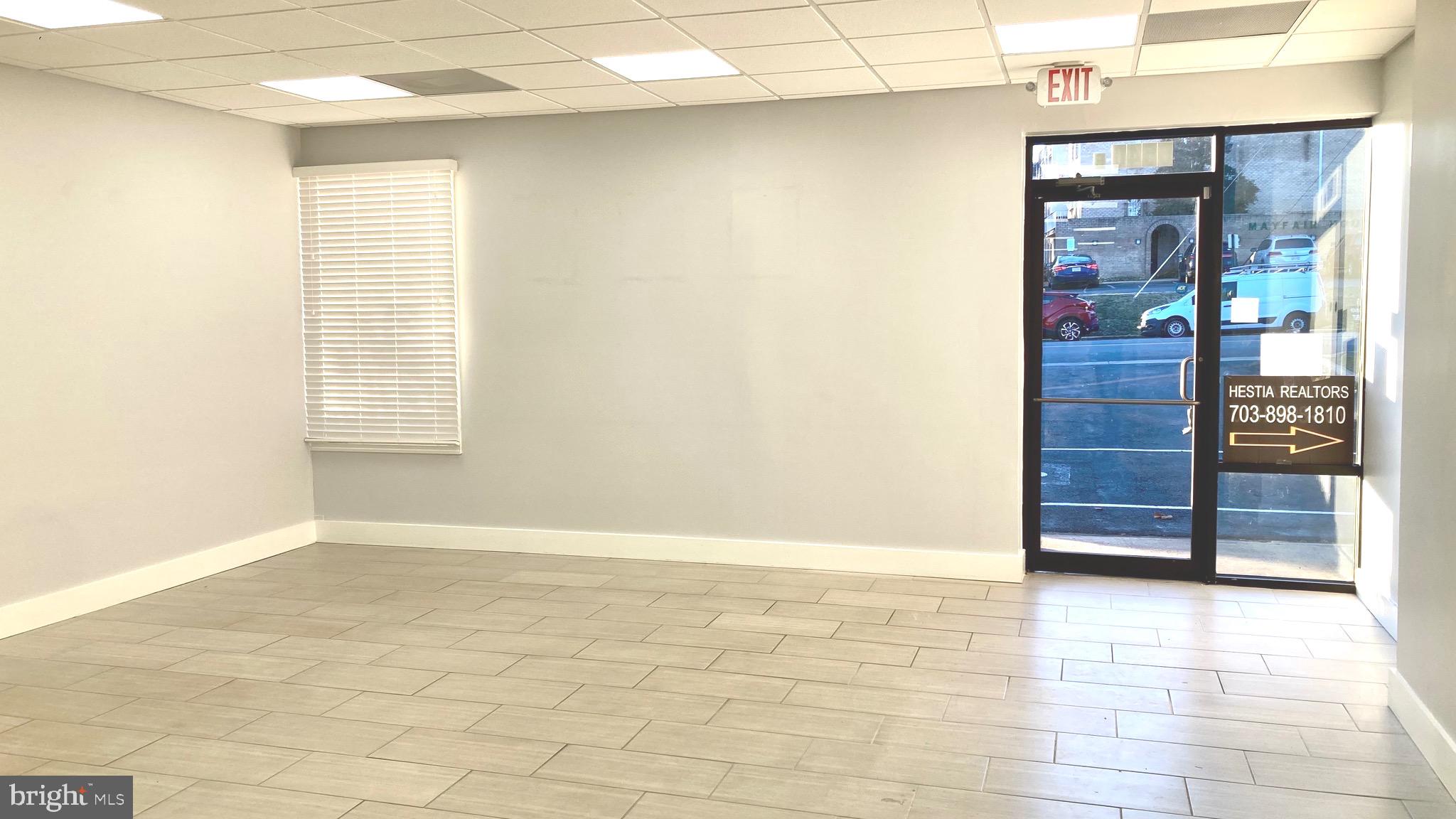 BIRCH - Commercial Lease