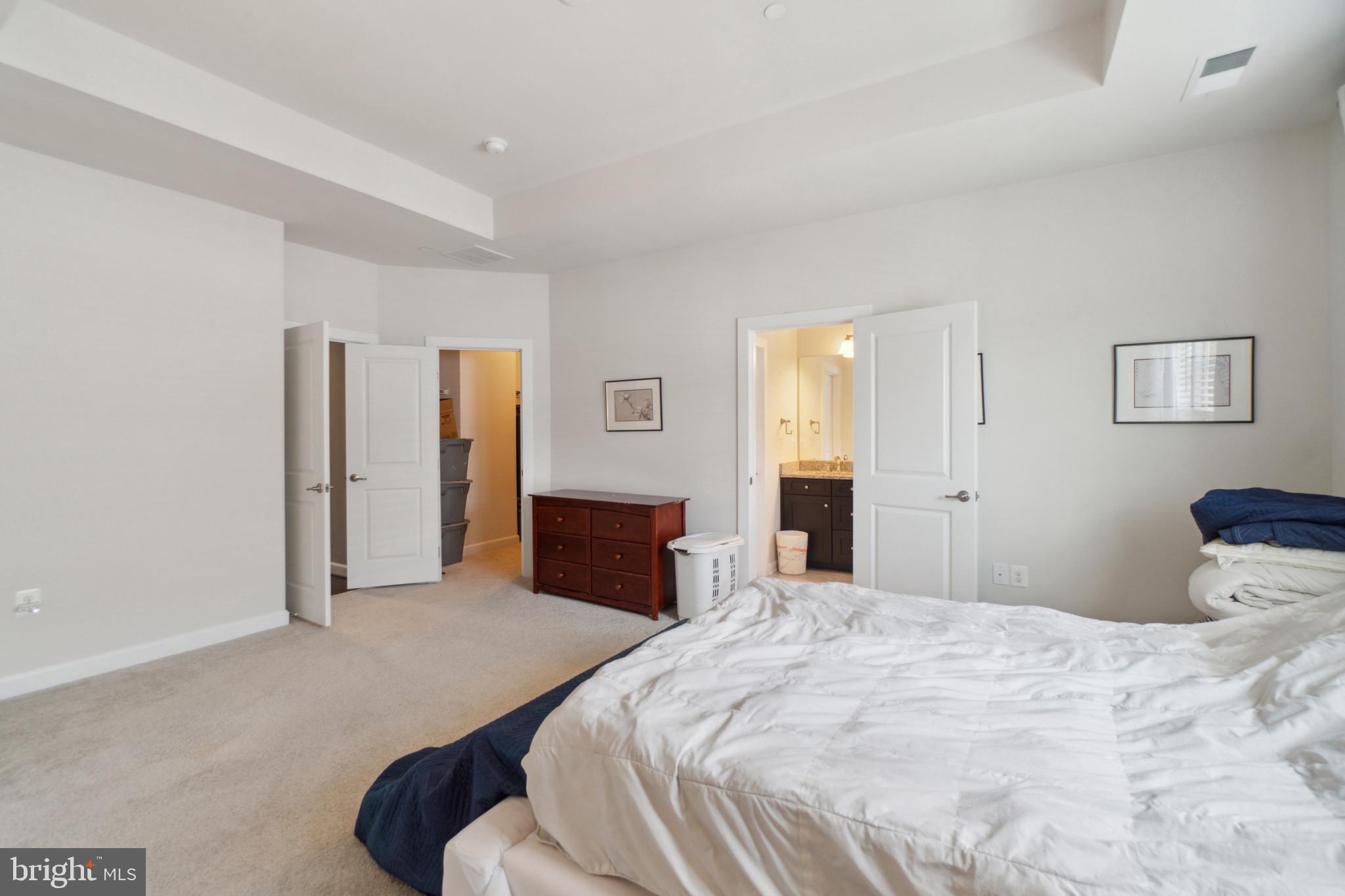 PARKSIDE - Residential