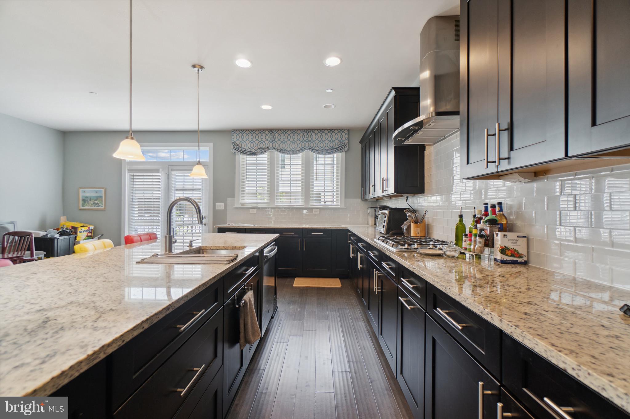 PARKSIDE - Residential
