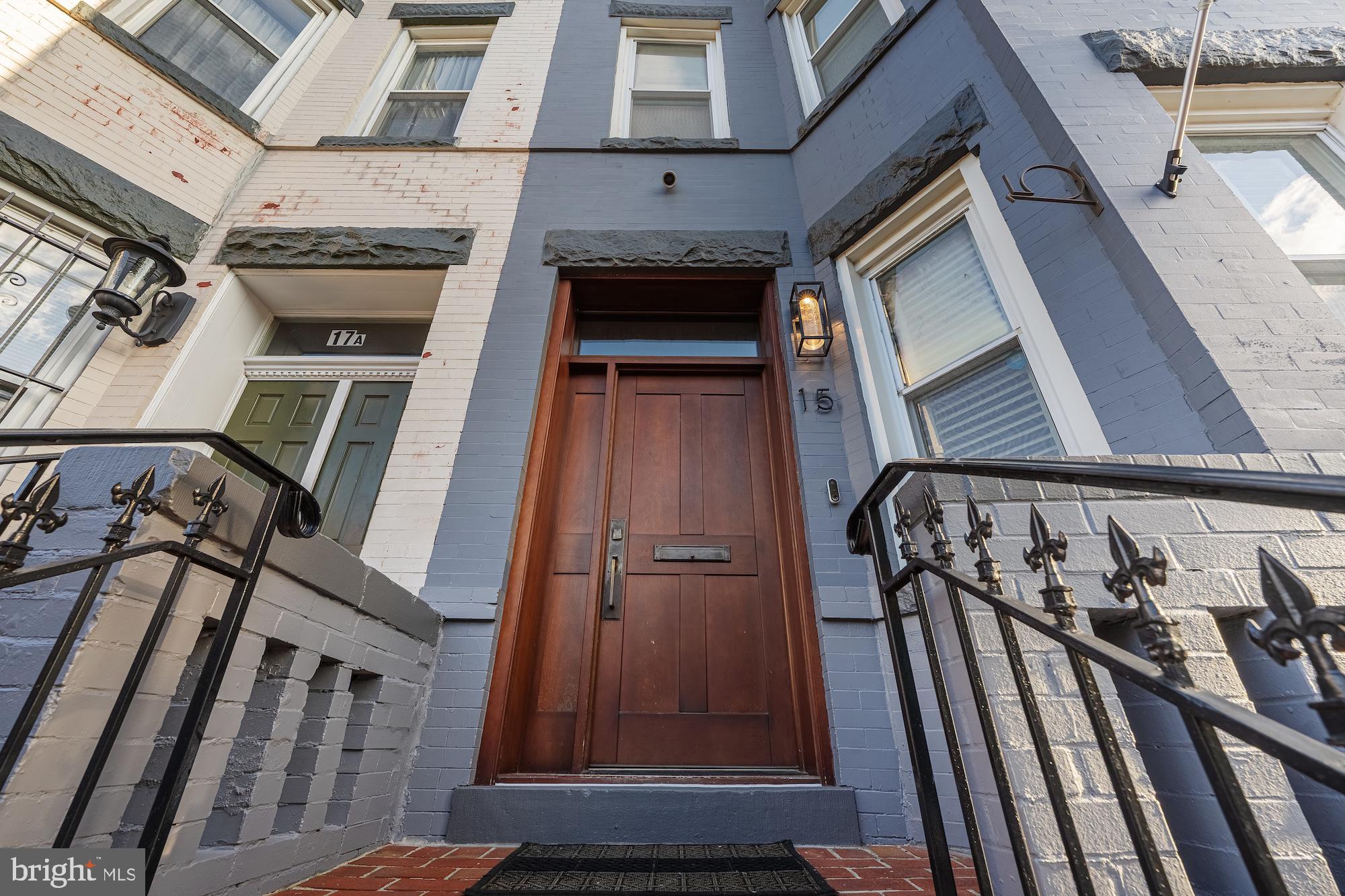 15 SEATON PLACE NE 2