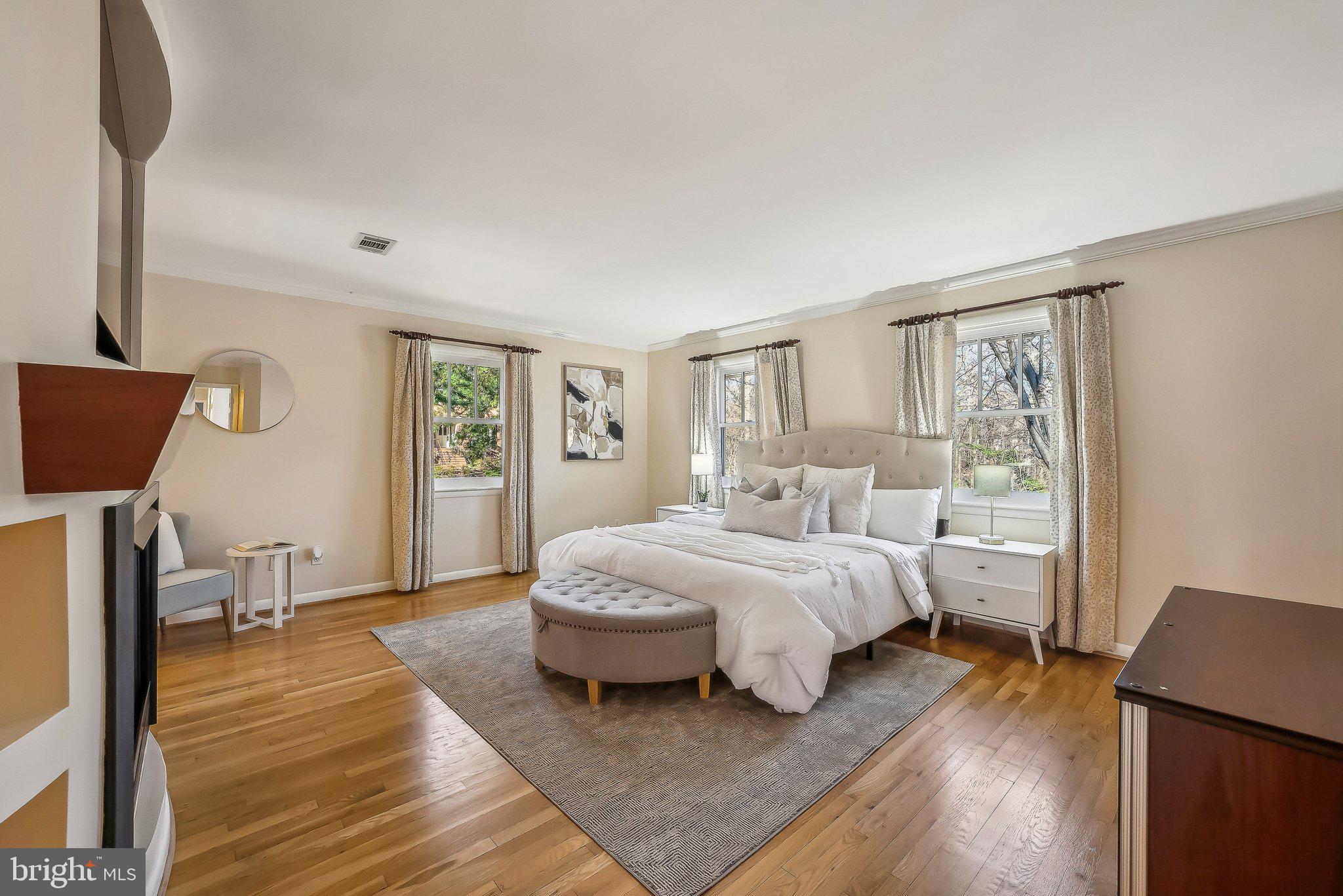 CHAIN BRIDGE HEIGHTS - Residential