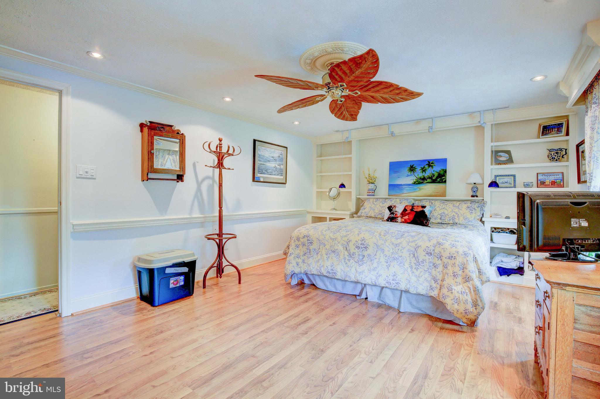 OAKHURST - Residential