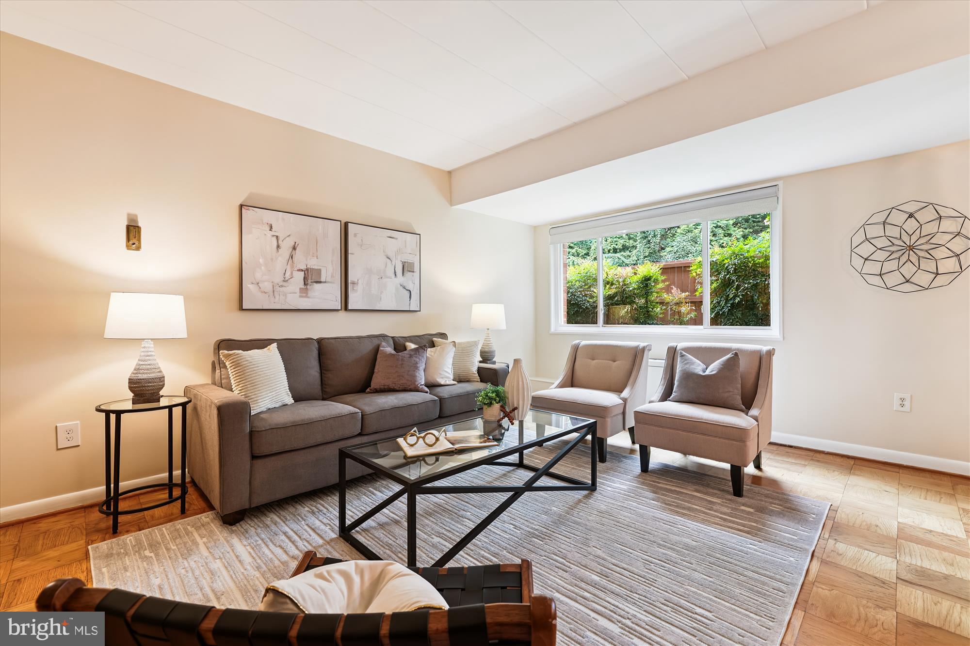 4800 CHEVY CHASE DRIVE 101