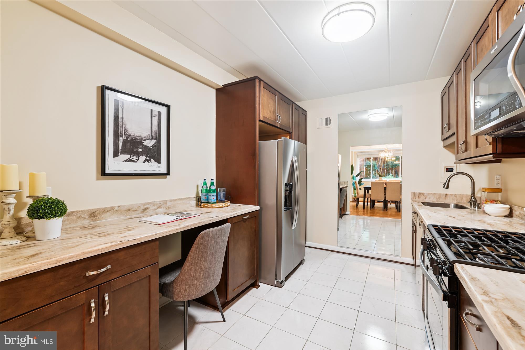 BRADLEY HOUSE - Residential