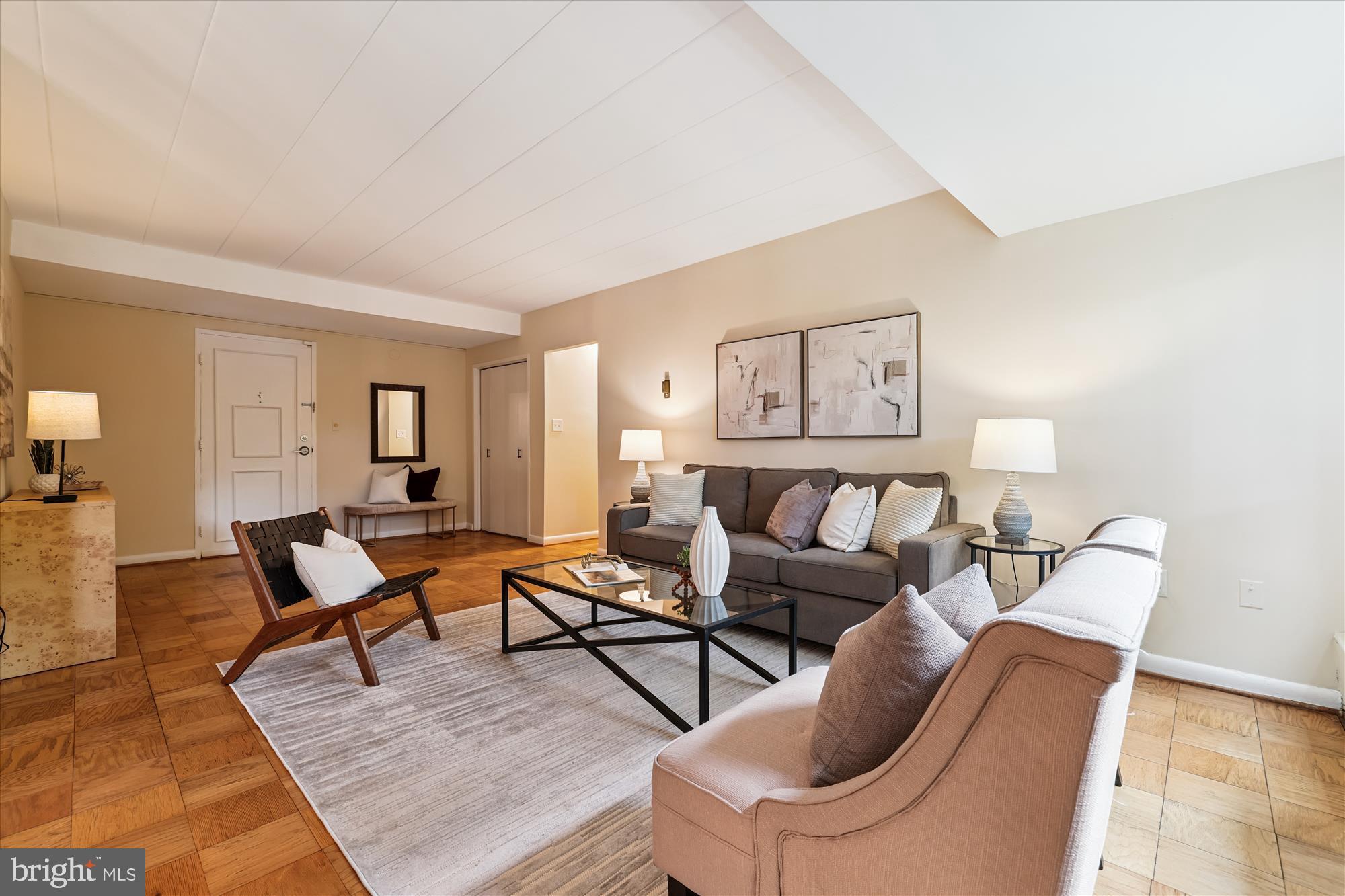 4800 CHEVY CHASE DRIVE 101