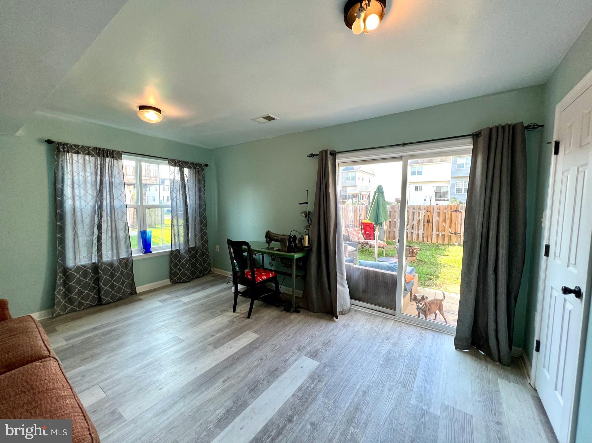 LIBERTY RUN - Residential