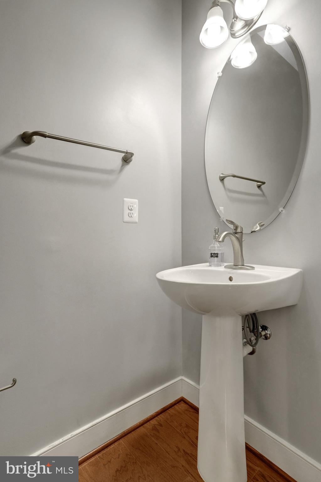 POTOMAC YARD - Residential Lease