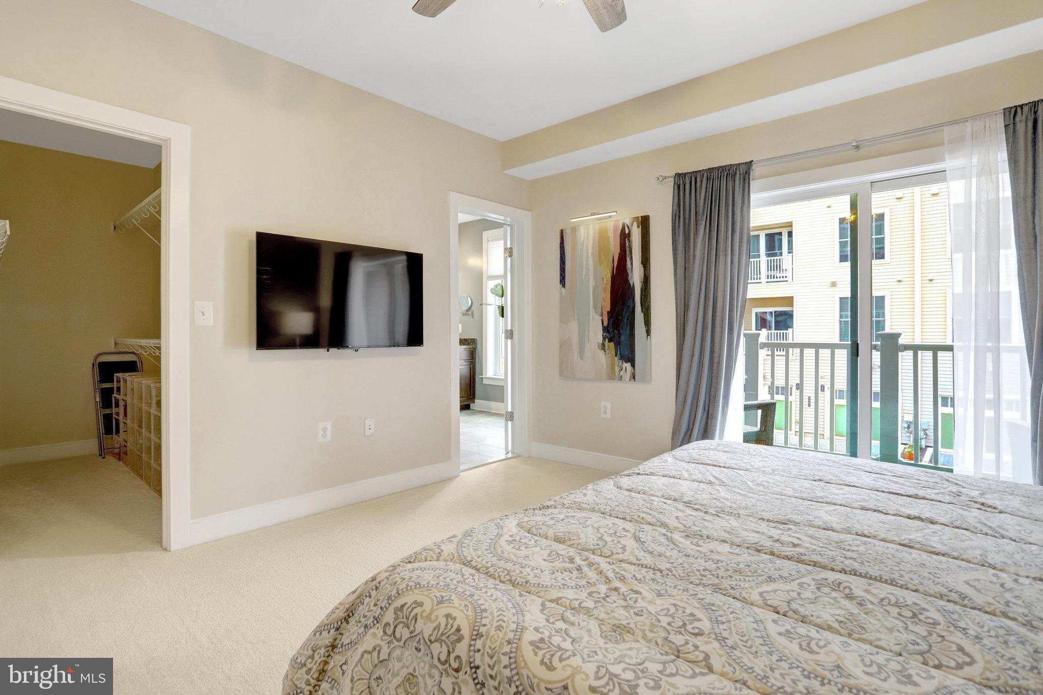 POTOMAC YARD - Residential Lease