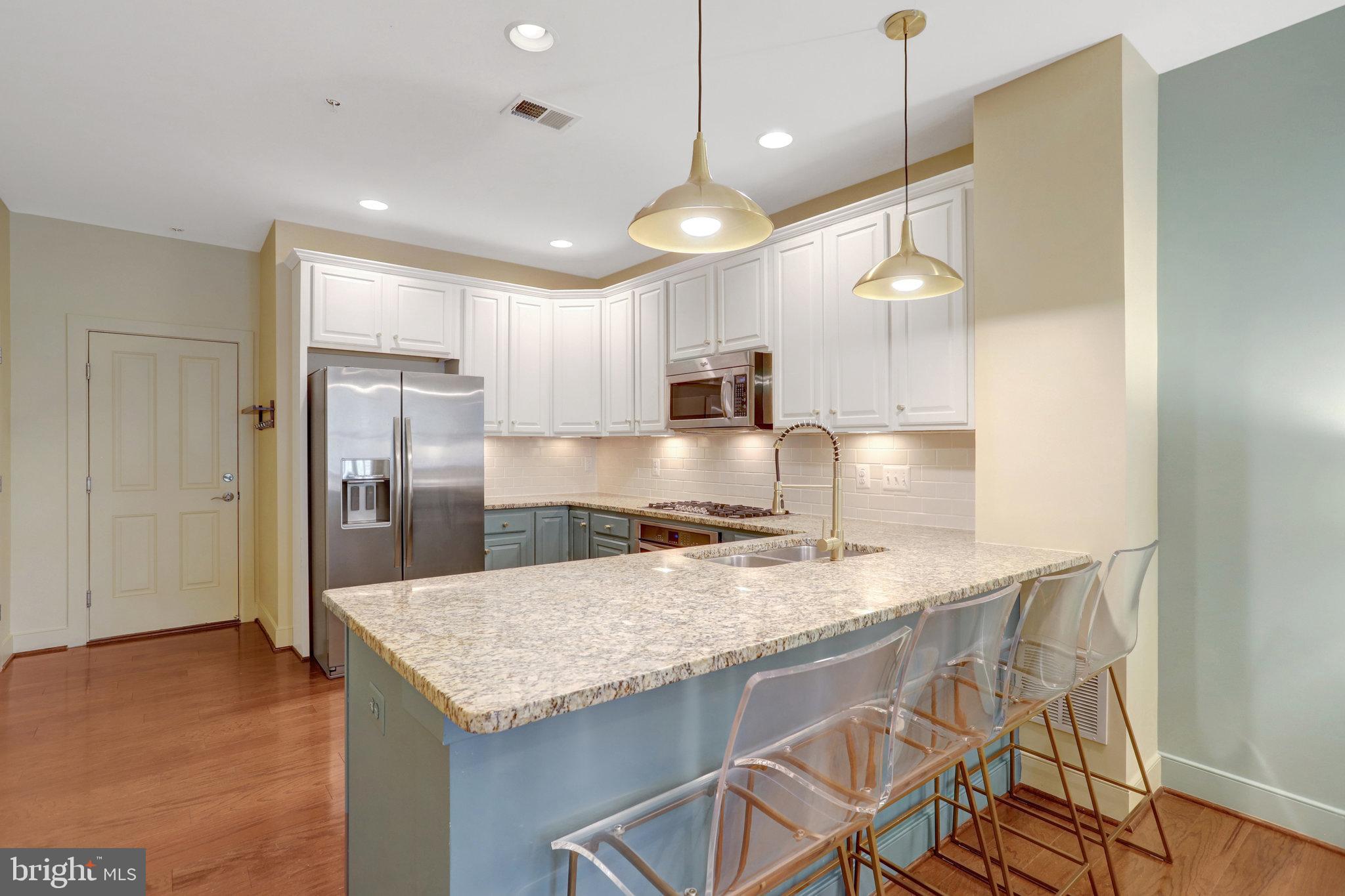 POTOMAC YARD - Residential Lease