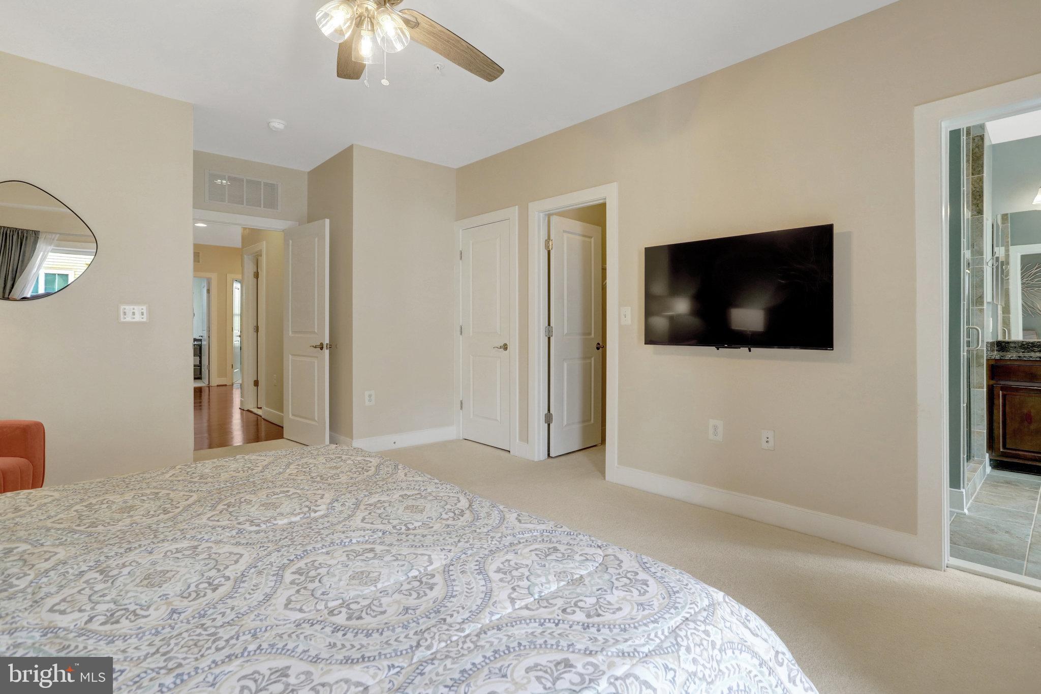 POTOMAC YARD - Residential Lease