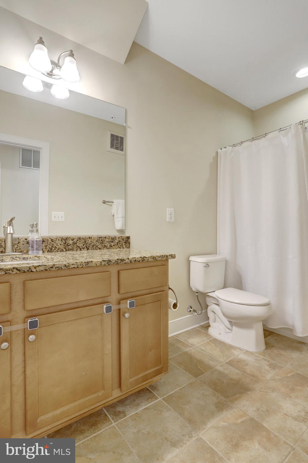 POTOMAC YARD - Residential Lease